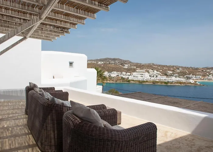 Isabella - Psarou Villa *