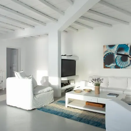 Isabella - Psarou * Psarou (Mykonos)