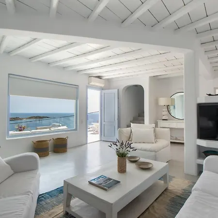 Isabella - Psarou Villa *